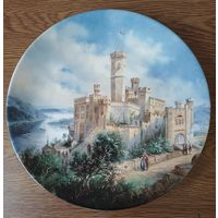 Коллекционная Винтажная Тарелка . Англия.