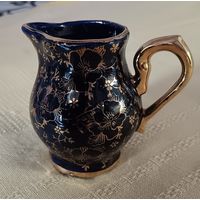 Сливочник молочник. Кобальт, позолота, ручная роспись. ГДР.