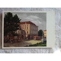 1958. Штейнберг. У здания Ленинградского университета