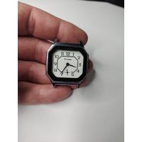 Часы СССР Камертон, механизм ЗИМ (идут), без МЦ!!