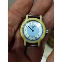 Детские часики,ссср,на ходу,с рубля