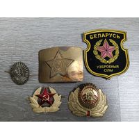 Пряжка, кокарды, шеврон.