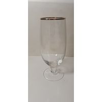 Бокал для вина с позолотой