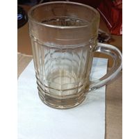 Пивная кружка " Гранчак балтийской " 0,25 L . Ливанской стекольный завод ЛССР 1973 года . Клеймо (  LSF   29 к ) . Редкий !