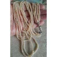 Винтажные бусы- ожерелье. Чехословакия.