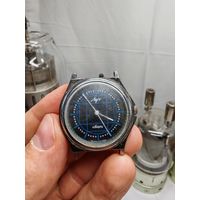 Часы наручные луч