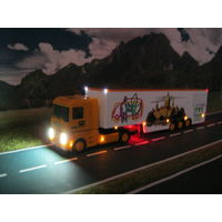 Модель грузового автомобиля Renault Magnum освещением (LED). Масштаб HO-1:87.