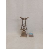 Подсвечник