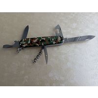 Нож войсковой Victorinox Швейцария , новая модель , новый. С рубля.