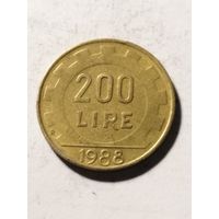 Италия 200 лир 1988