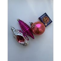 Лот елочных игрушек.