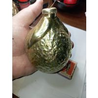 Игрушка на ёлку , Большой Лимон , толстое стекло , винтаж , СССР .