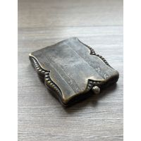 Пудреница Мельхиор Клеймо 30 лет Октября, Киев 1947 год Размер 5х6 см СССР