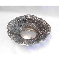 Конфетница Орешница 15 х 13 Серебрение 01