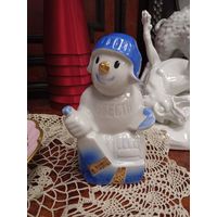 СНЕГОВИК Хоккеист редчайшая статуэтка. Дулево    ограниченная серия с 1 р