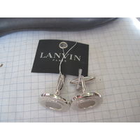 Запонки Lanvin.