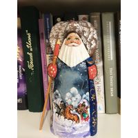 Синий с нарисованной тройкой лошадей (высота 19 см)