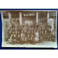 Лот фотографий отдыхающих в Доме отдыха "Блонь". Пуховичский район. 1950-е г. 12х18 см. 5 фото. Цена за все.