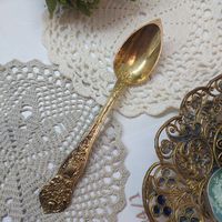Изящная ложка ЧАЙНАЯ, около 1860г. Франция. СЕРЕБРО В ЗОЛОТЕ с 1 рубля