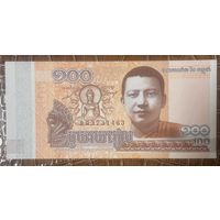 Банкнота. Камбоджа. 100 риелей 2014 год.