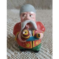 Фигурка курильщик