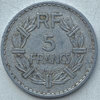 Франция 5 франков 1945 г. Алюминий. Отметка монетного двора "B" - Бомон-ле-Роже