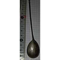 Царизм  ложка  чайныя для варенья. 84  резьба ,позолота. орнамент.11.9гр