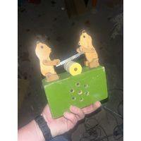 Музыкальная игрушка ''медведи пилят бревно'' СССРь