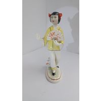 Статуэтка ЛФЗ китаянка с веером супер состояние