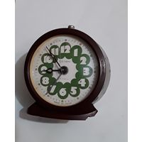Часы будильник