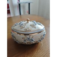 Фарфоровая шкатулка, Кисловодск ссср.