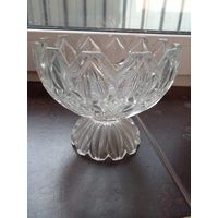 Ваза на ножке, конфетница 11Х13 см