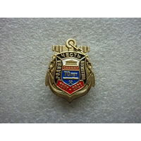 Знак юбилейный. Севастопольское высшее военно-морское инженерное училище (СВВМИУ) 70 лет. 1951-2021. Винт латунь.