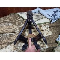 Африканская статуэтка из дерева