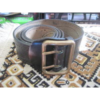 Ремень черный армейский кожаный.