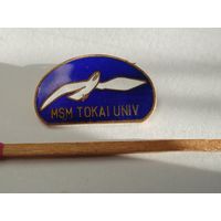 Знак. Университет МСМ Токай, Токио, Япония. тяжёлый