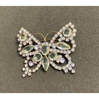 Брошка - Бабочка (2) из уранового стекла . Чехия