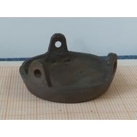 Весовая гирька от разновеса, нижняя с ушами.