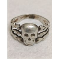 Кольцо РИА Адамова голова.