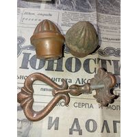 Мебельная фурнитура СССР . ( Не магнит )