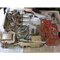 Запчасти от винтажного , лампового  бабинного магнитофона  " Чайка 66 "  . СССР .