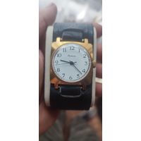 Часы ракета в редком сохране как новые