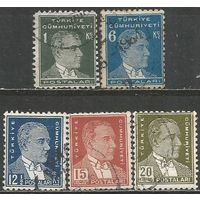 Турция. Кемаль Ататюрк. Первый Президент. 1931г. 5 марок.