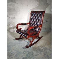 Английское кожаное кресло качалка Честерфилд