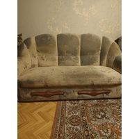 Диван из набора мягкой мебели