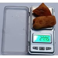 Два янтарных камня. СССР. Желток. С 1 рубля!