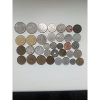 Сборный лот монет мира + бонус.