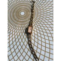 Часы наручные Луч с браслетом,тикают.  В коллекцию,ремонт,на запчасти.Состояние на скане.