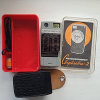 Фотоэкспонометр  "Свердловск-2" и кольца