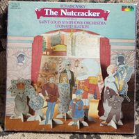 Saint Louis SO, Leonard Slatkin (cond.) - П.И. Чайковский. Щелкунчик - RCA, USA - 2 пл-ки в коробке, буклет (12 стр.), вырезки фигур персонажей и сцены (3 листа), инструкция по вырезке